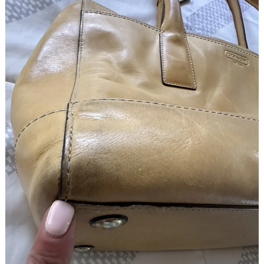 Vtg COACH Hamptons‎ Large Leather Handbag 11555 Yellow Turnlock Tote Work Bag
